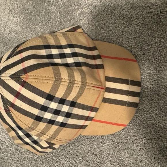 Burberry Tan Checkered Hat Classic Accessory Chic Beige Checkered Hat - Burberry - Unisex | WE IN STYLE main image 2